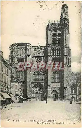 Ansichtskarte AK Sens la Fa�ade de la cathedrale