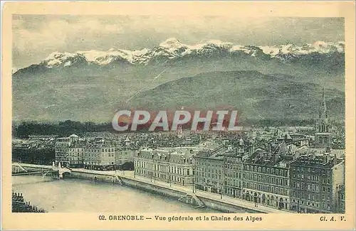 Cartes postales Grenoble Vue generale et la Chaine des Alpes