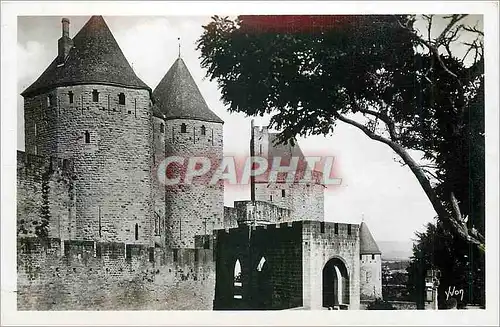Ansichtskarte AK Carcassonne La Cite Entree de la Porte Narbonnaise Le Pont Levis