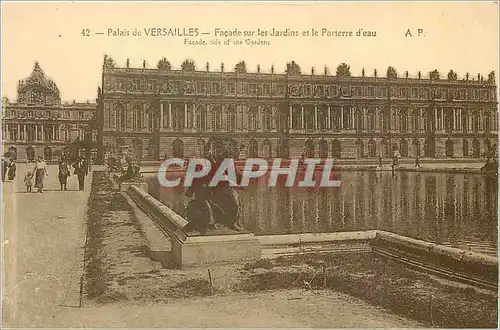 Cartes postales Palais de Versailles Facade sur les Jardins et le Parterre d'Eau