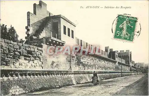 Cartes postales Avignon Interieur des Remparts