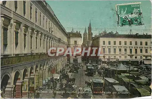 Cartes postales Toulouse La Place du Capitole pendant le marche