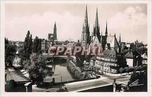 Cartes postales Strasbourg Eglise Protestante St Paul et la Cathedrale