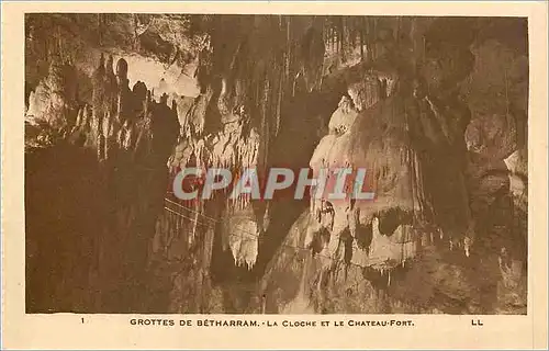 Cartes postales Grottes de Betharram La Cloche et le Chateau Fort