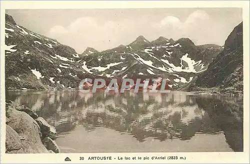 Cartes postales Artouste Le lac et le pic d'Arriel