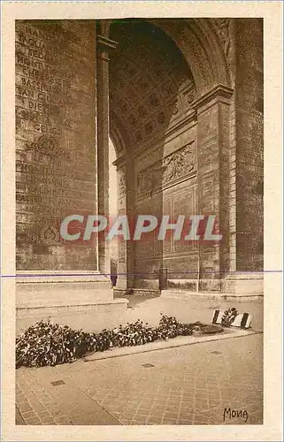 Cartes postales La Tombe du Soldat inconnu sous l'Arc de Triomphe