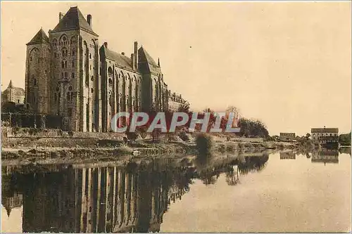 Cartes postales L'Abbaye de Solesmes Vue de la rive droite de la Sarthe