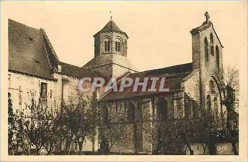 Ansichtskarte AK Aubazine Correze La Cour du Monastere