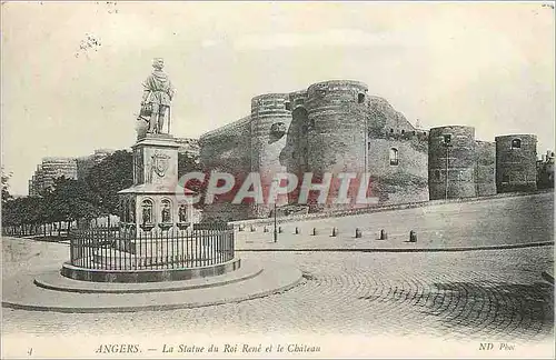 Cartes postales Angers La Statue du Roi et le Chateau