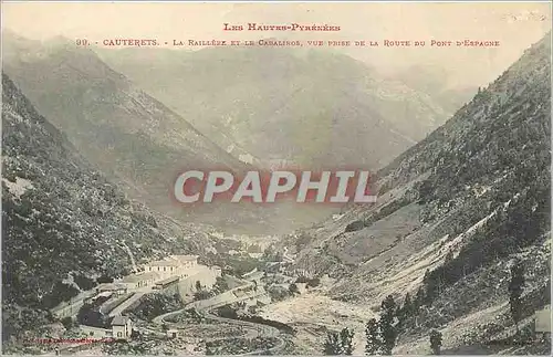 Cartes postales Cauterets La Raillere et le Cabaliros vue prise de la Route du Pont d'Espagne