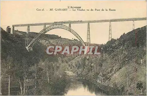 Ansichtskarte AK Garabit Le Viaduc vu du Pont de la Route Train