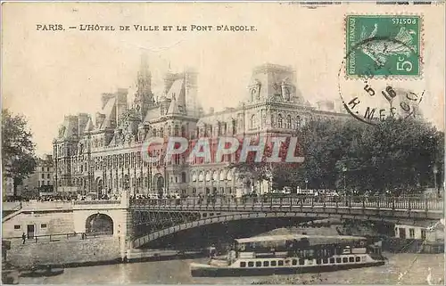 Cartes postales Paris L'Hotel de Ville et le Pont d'Arcole Bateau Peniche