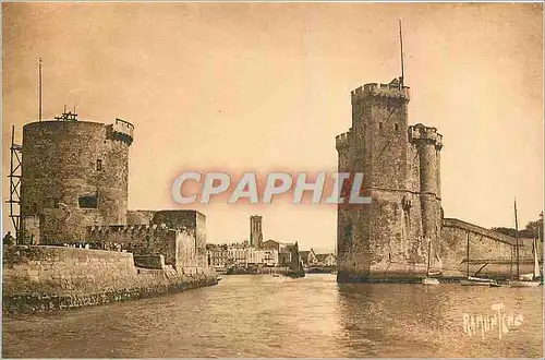 Cartes postales Entree du Port de La Rochelle