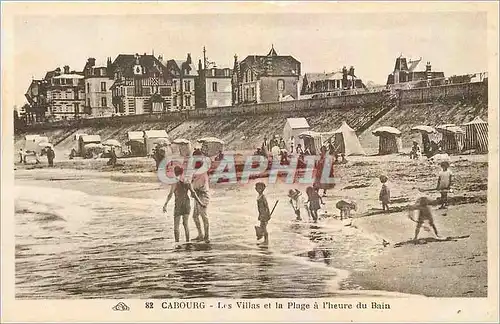 Ansichtskarte AK Cabourg Les Villas et la Plage a l'Heure du Bain