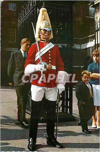 Moderne Karte A Lifeguardsman on Duty Whitehall Un Cavalier de la Garde en service Militaria