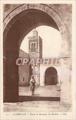 Cartes postales Kairouan Porte et Mosquee du Barbier