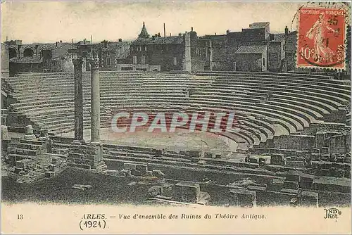 Ansichtskarte AK Arles Vue d'ensemble des Ruines du Theatre Antique