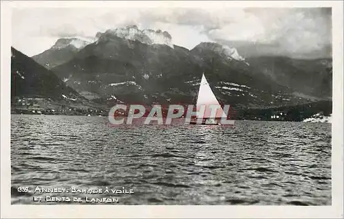 Cartes postales Annecy Barque a Voile et Dents de Lanfon Bateau