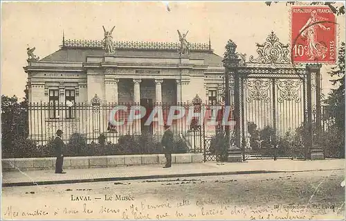 Cartes postales Laval Le Musee