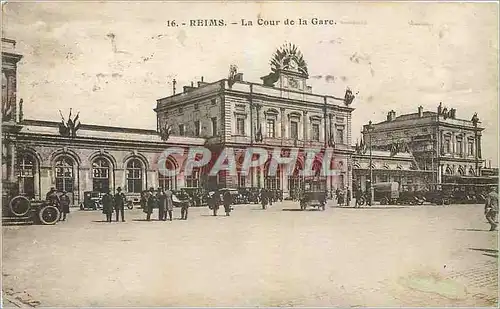 Cartes postales Reims La Cour de la Gare