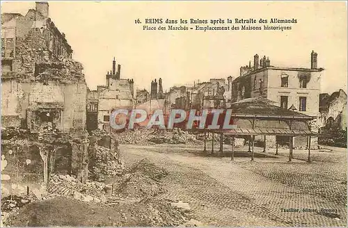 Ansichtskarte AK Reims dans les Ruines apres la Retraite des Allemands