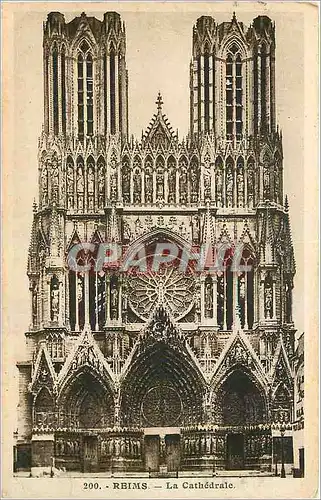 Cartes postales Reims La Cathedrale