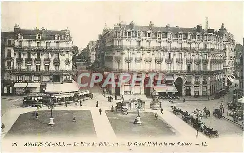 Cartes postales Angers M et L La Place du Ralliement