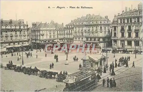 Ansichtskarte AK Angers Place du Ralliement Tramway Oxygene Cusenier