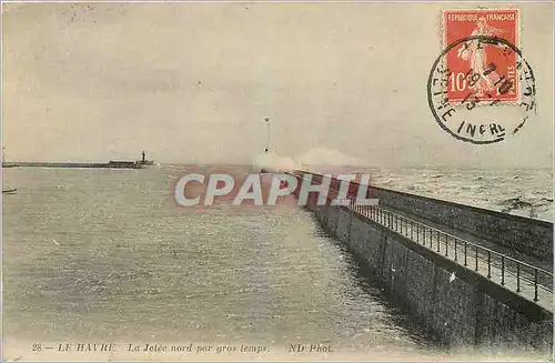 Cartes postales Le Havre La Jetee nord par gros temps