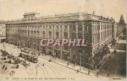 Ansichtskarte AK Lyon Le Palais des Arts Rue Paul Chenavard Tramway