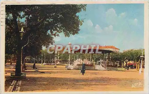 Ansichtskarte AK Beziers Place Jean Jaures Le Kiosque