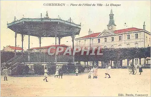 REPRO Commercy Place de l'Hotel de Ville Le Kiosque