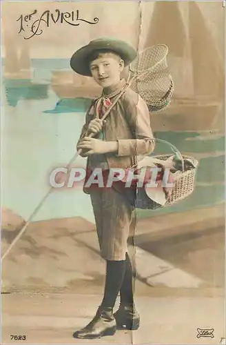 Cartes postales 1er Avril  Scout Enfant