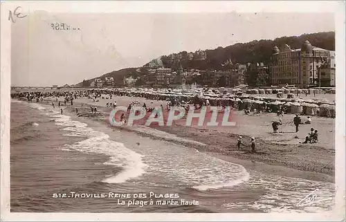 Ansichtskarte AK Trouville Reine des Plages La plage a maree haute