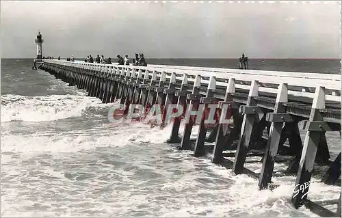 Cartes postales moderne Deauville Calvados La Jetee Phare