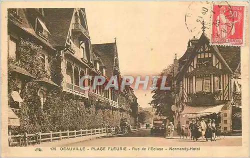 Ansichtskarte AK Deauville Plage Fleurie Rue de l'Ecluse
