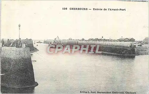 Cartes postales Cherbourg Entree de l'Avant Port Bateau