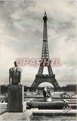 Cartes postales moderne Paris La Tour Eiffel vus des jardins