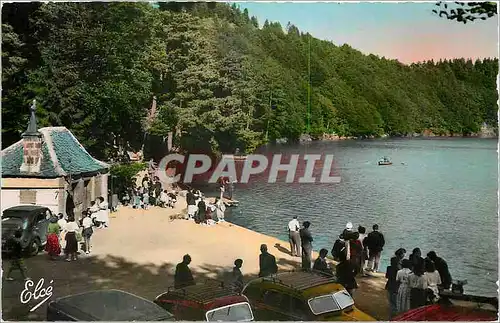 Cartes postales moderne Le Lac Pavin L'Arrivee au Lac