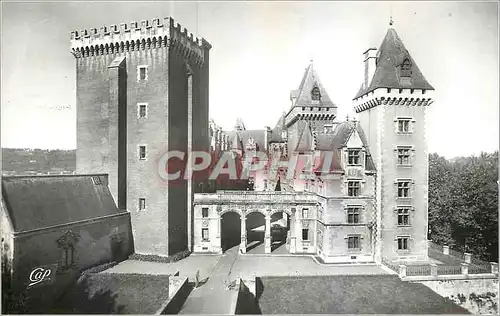 Cartes postales moderne Pau B Pyr Le Chateau Facade Est Le Donjon