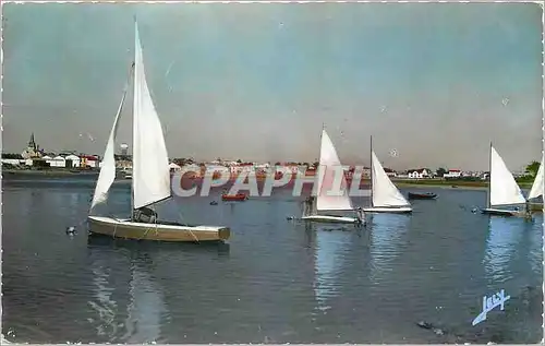 Cartes postales moderne Saint Gilles sur Vie Vendee Les Yachts Bateaux