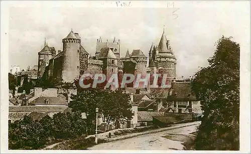 Cartes postales Vitre Vue Generale du Chateau prise de la Route de Rennes