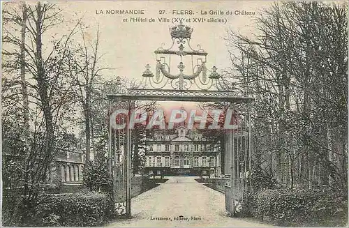 Cartes postales Flers La Grille du Chateau et l'Hotel de Ville