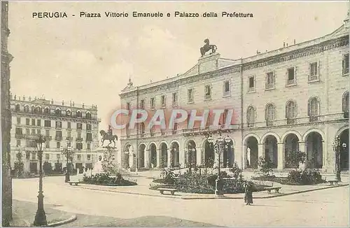 Ansichtskarte AK Perugia Piazza Vittorio Emanuele e Palazzo della Prefettura