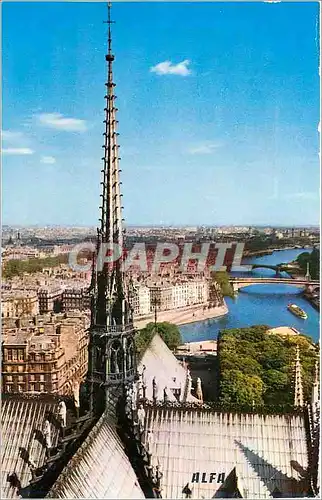 Cartes postales moderne Paris La fleche de Notre Dame