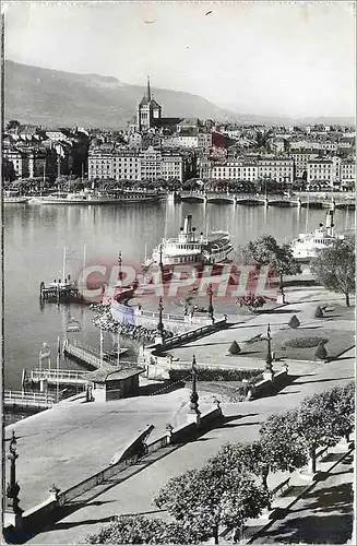 Cartes postales moderne Geneve Quai du Mont Blanc et vue sur la Ville Bateau