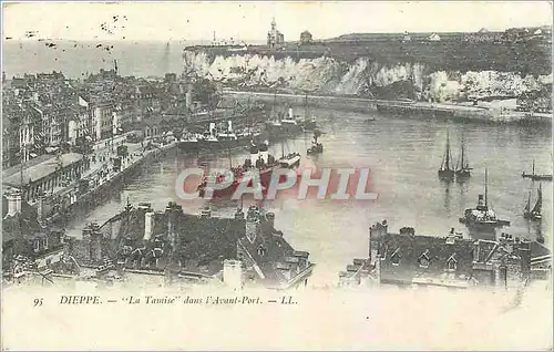 Cartes postales Dieppe La Tamise dans l'Avant Port Bateaux