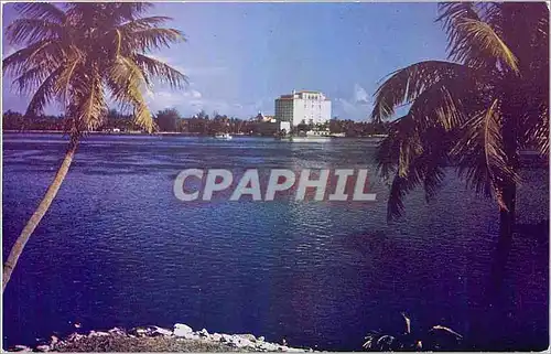 Cartes postales Lake North separating Palm Beach from West Palm Beach on the east coast of Florida