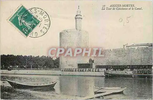 Cartes postales Aigues Mortes La Tour de Constance et le Canal