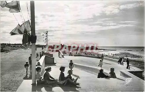 Cartes postales moderne Courseulles sur Mer L'entree de la Plage